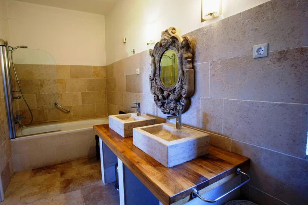 Villa Bazjaki - Beautiful Stone Villa In Istria With Private Pool Livade Eksteriør bilde